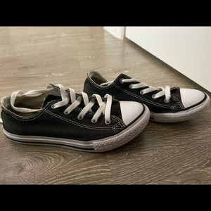 Black Converse